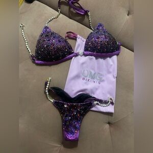 Competition Bikinis OMG Bikinis. Bikini division regulation IFBB OCB NPC.